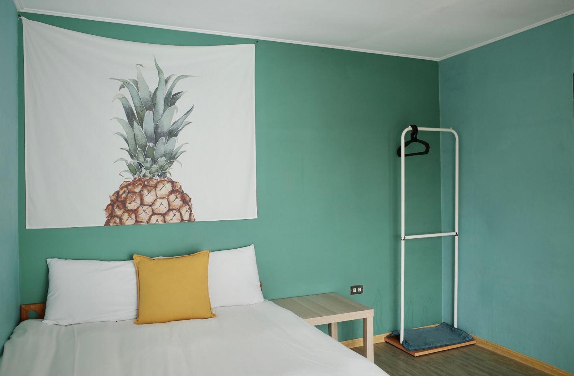 海中天旅店 Sea Of The World B&B Кеньдін Екстер'єр фото